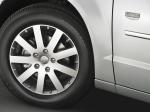 Chrysler Town & Country 2008 года